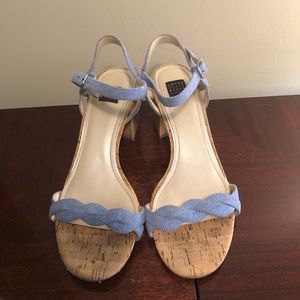 Adorable White House Black Market sandals
